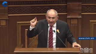 Никол Пашинян выступает на предвыборном митинге в Котайкской области