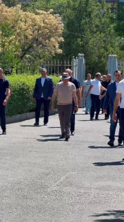 Премьер-министр Армении Никол Пашинян на богослужении в церкви Сурб Саргис в Нор Норке