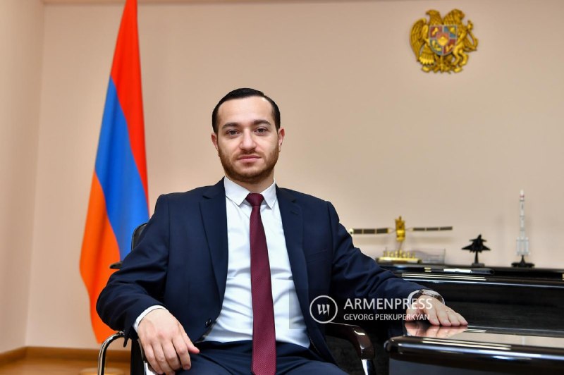 Никол Пашинян на брифинге после заседания правительства 9 июля