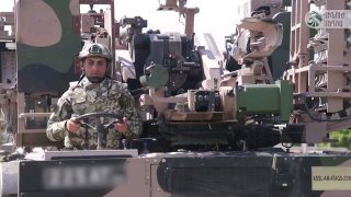 Министр обороны Сурен Папикян на учениях в Котайкской области с артиллерией