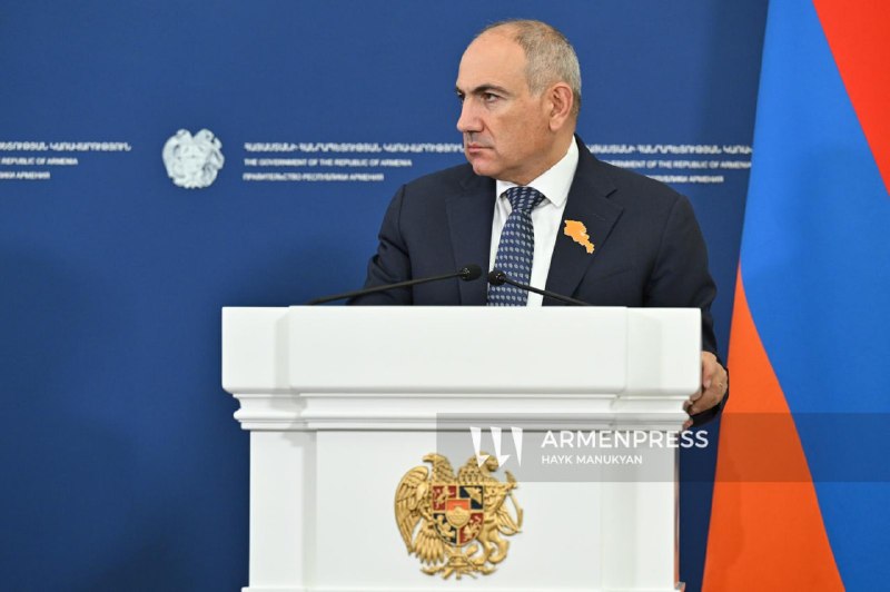 Премьер-министр Армении Никол Пашинян и председатель Европейской комиссии Урсула фон дер Ляйен на пресс-конференции в