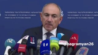 Премьер-министр Армении Никол Пашинян выступает перед жителями Котайкской области