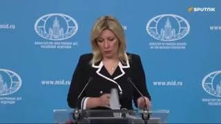 Мемориал «Мать Армения» в Гюмри, повреждённый неизвестными, на фоне неба