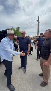 Никол Пашинян на Ведийском водохранилище в Араратской долине