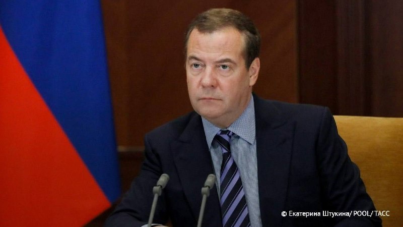 Дмитрий Медведев на заседании в Москве, комментирует выборы в Армении