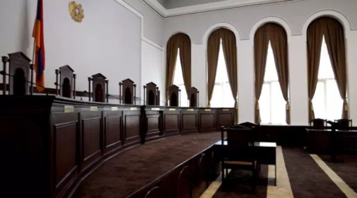 Здание Конституционного суда Армении в Ереване, где будет оглашено решение по выборам в Котайке