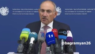 Премьер-министр Никол Пашинян во время брифинга о доступе армянских цветоводов к платформе Нидерландов
